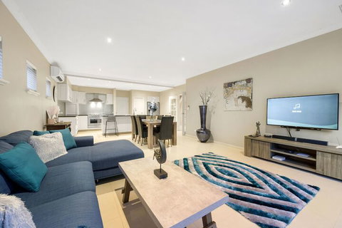 Sorrento Beach Manor - Kingaroy Accommodation 7