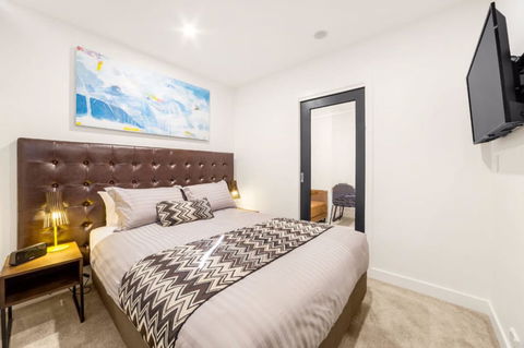 Whitehorse Apartment Hotel - Kingaroy Accommodation 2