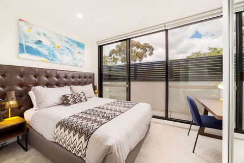 Whitehorse Apartment Hotel - Kingaroy Accommodation 0