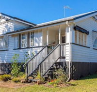Curlew Cottage - Kingaroy Accommodation