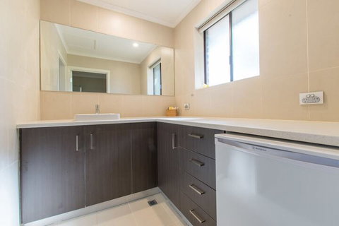 Mick O'Shea's - Kingaroy Accommodation 6