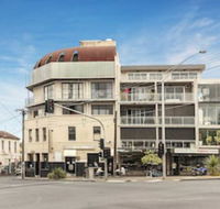 Summer House Backpackers Melbourne - Kingaroy Accommodation