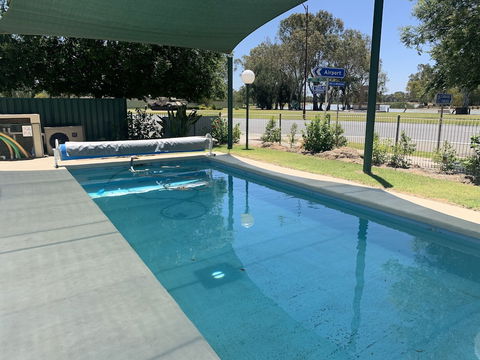 Jerilderie Motor Inn - Kingaroy Accommodation 3