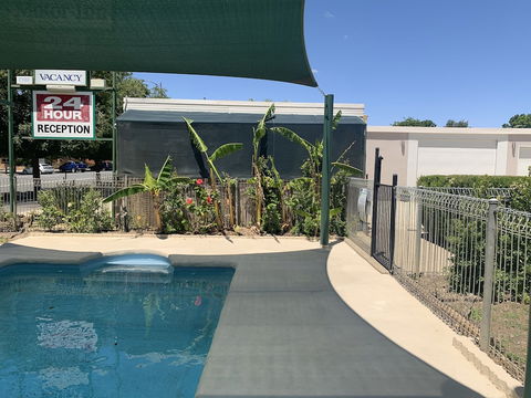 Jerilderie Motor Inn - Kingaroy Accommodation 4