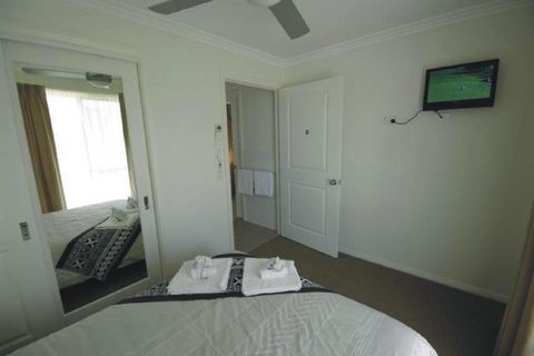 Broke Village Hideaway - Kingaroy Accommodation 1