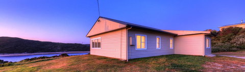 Arthur River Spa Cottage - Kingaroy Accommodation 0