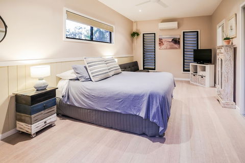 Agnes Water Stays - Kingaroy Accommodation 6