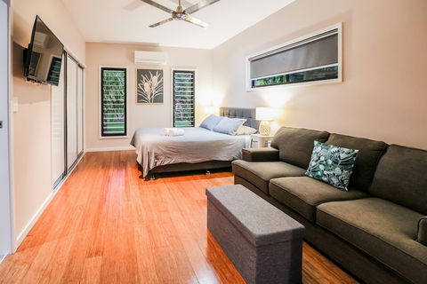 Agnes Water Stays - Kingaroy Accommodation 2