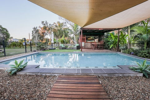 Agnes Water Stays - Kingaroy Accommodation 1