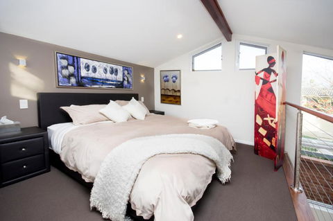 Luxury Executive Apartment - Kingaroy Accommodation 1