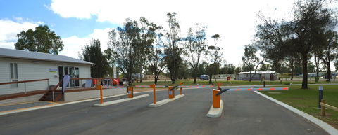 Waikerie Holiday Park - Kingaroy Accommodation 1
