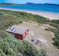 Cloudy Bay Cabin - Kingaroy Accommodation