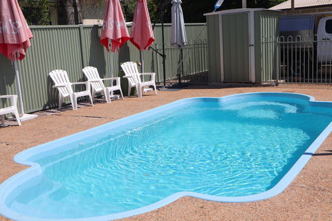 Country Roads Motor Inn Gayndah Qld - Kingaroy Accommodation 0
