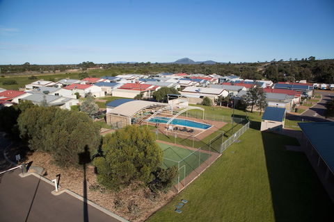 Wavecrest Village & Tourist Park - Kingaroy Accommodation 1