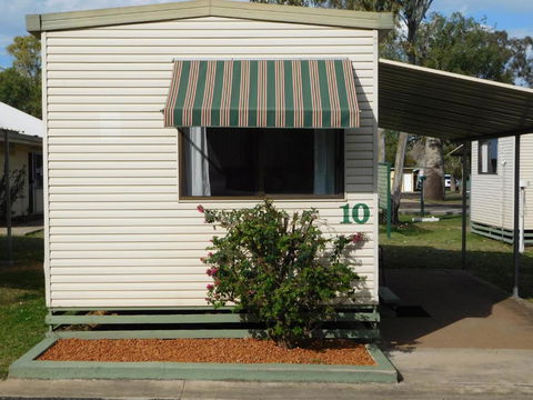 Villa Holiday Park - Kingaroy Accommodation 3