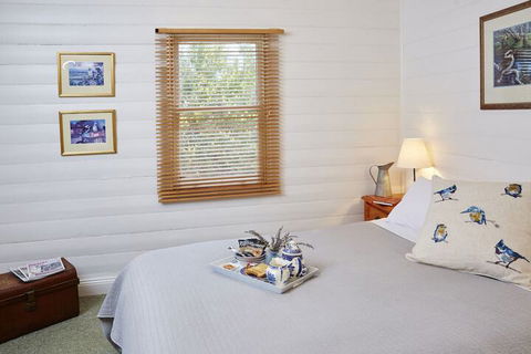 Lochinver Farm Homestead & Cottages - Kingaroy Accommodation 3