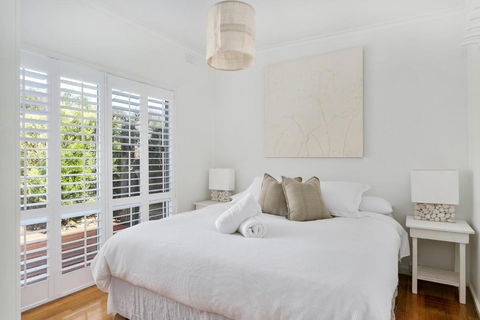 Capella Villa No. 3 Luxurious Beachside Style - Kingaroy Accommodation 1