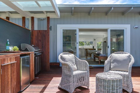 Capella Villa No. 2 Luxury With Outdoor Kitchen - Kingaroy Accommodation 6