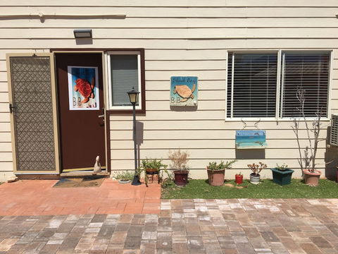 Shark Bay B & B - Kingaroy Accommodation 2