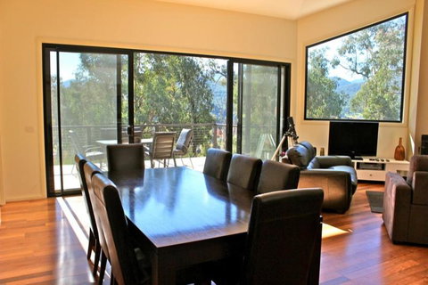 Gumtree Villa - Kingaroy Accommodation 4