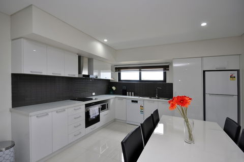 Coastal By Rockingham Apartments - Kingaroy Accommodation 6