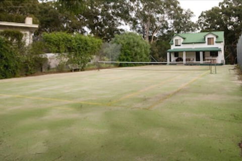 Cliff House Cottage - Kingaroy Accommodation 0