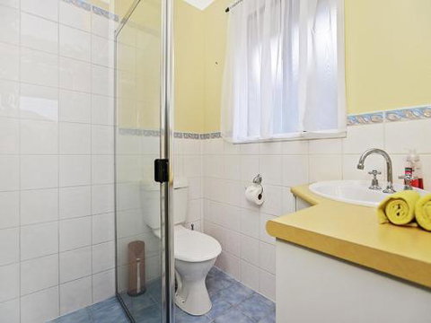 Lakeside Encounter Bay - Kingaroy Accommodation 0