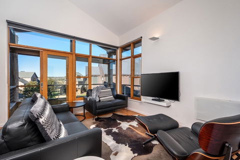 Triggerplant 4 - Kingaroy Accommodation 4