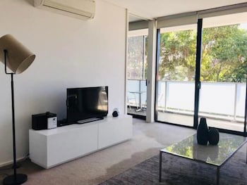 Wyndel Help Street - Kingaroy Accommodation 4