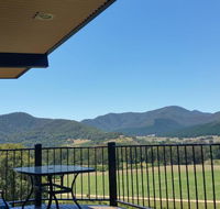 The Red Stag - Kingaroy Accommodation
