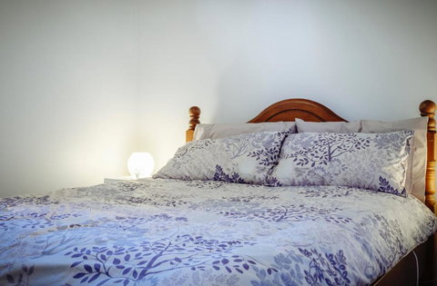 Lark Cottage - Kingaroy Accommodation 2