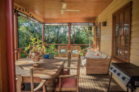 Secluded Homestead Amongst The Trees - Kingaroy Accommodation 4