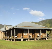 East Kunderang Homestead - Kingaroy Accommodation