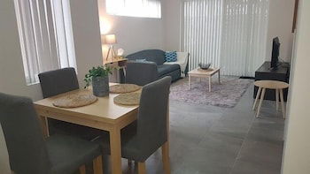 Luxuary Apartment Near Airport - Kingaroy Accommodation 1