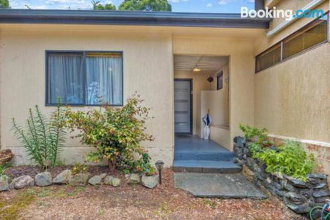 Green Views - Kingaroy Accommodation 7