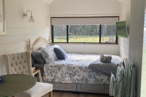 Ionaforest Yurt & Shepherds Hut - Kingaroy Accommodation 2