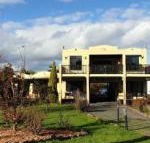 Chateau Bass - Kingaroy Accommodation