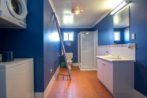 Zephyr Shores - Kingaroy Accommodation 4