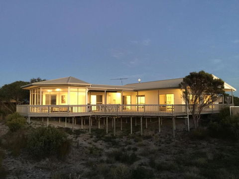 White Sands Holiday Retreat - Kingaroy Accommodation 3
