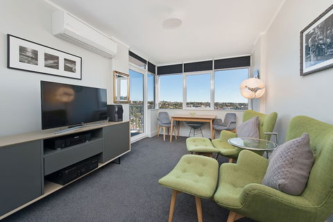 Stunning Ocean View Apartment H324 - Kingaroy Accommodation 3