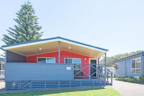 Holiday Haven Lake Tabourie - Kingaroy Accommodation 3