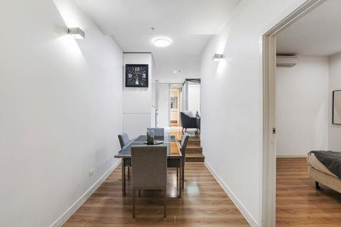 Corporate Stayz At Collins - Kingaroy Accommodation 4