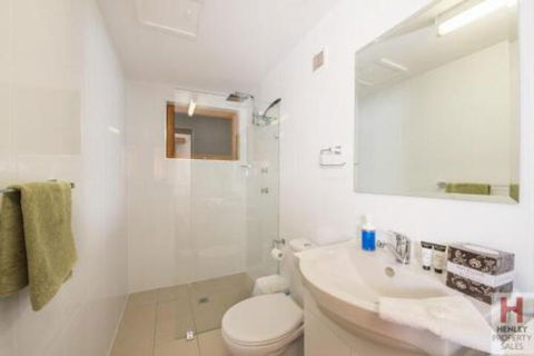 Alpine Apartment Great Location With Views Of Lake Jindabyne - Kingaroy Accommodation 7