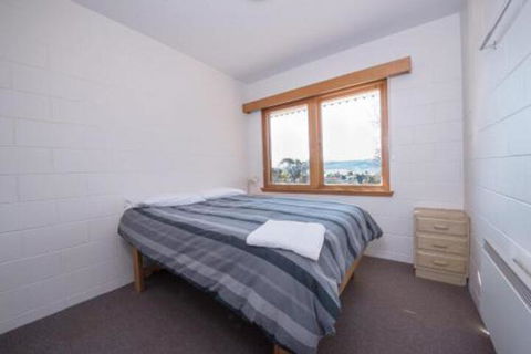 Alpine Apartment Great Location With Views Of Lake Jindabyne - Kingaroy Accommodation 5
