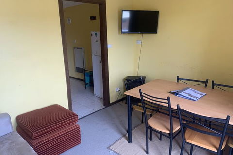 Alpen Glen 6 - Kingaroy Accommodation 2