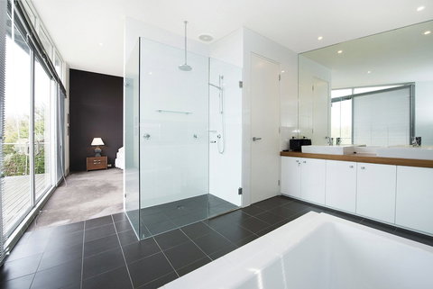 Summoner Seascape - Kingaroy Accommodation 6