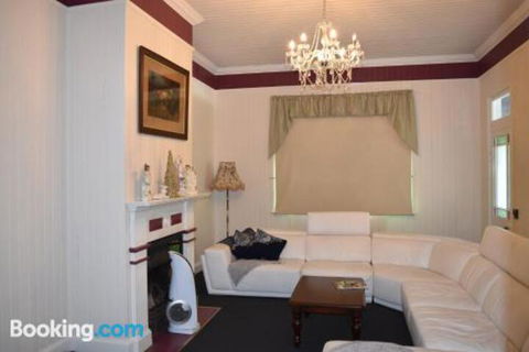 YesterYear On West - Kingaroy Accommodation 4