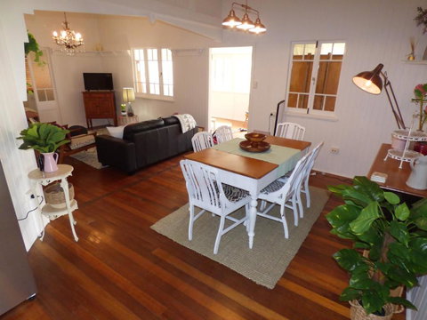 Lilly Pilly House - Kingaroy Accommodation 4