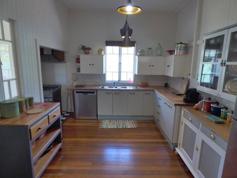 Lilly Pilly House - Kingaroy Accommodation 5