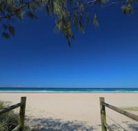 A Deluxe Swim Up Drift Apartments South - Kingaroy Accommodation